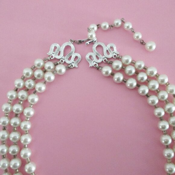 Glass Pearl Bead Necklace Triple Strand Crystals - Picture 5 of 8